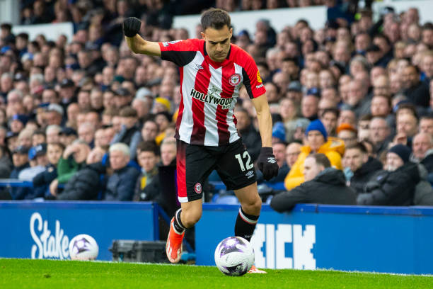 仿佛都是她 仿佛都是她