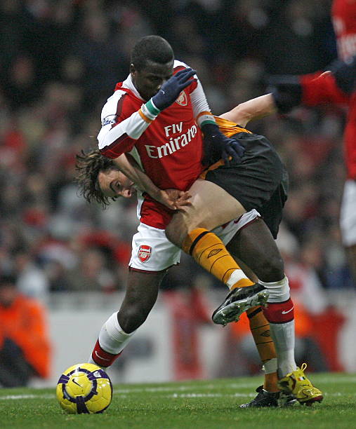 人们不禁纷 人们不禁纷