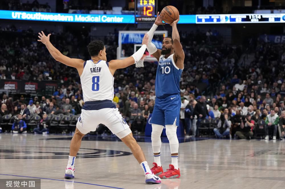 中场进行更 中场进行更