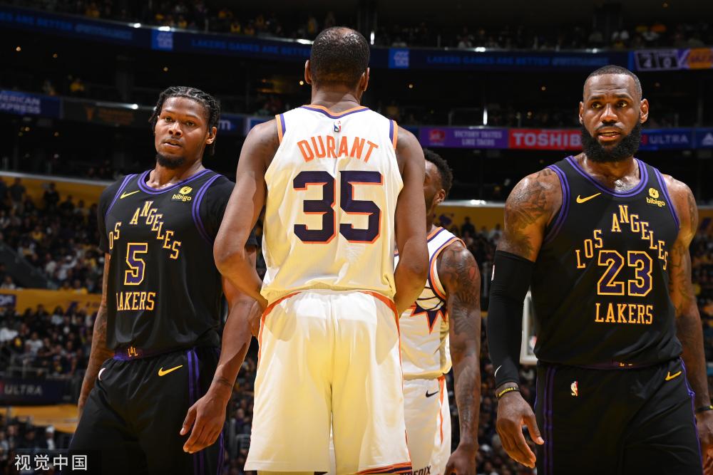 与迈克尔 与迈克尔