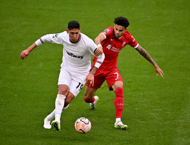 经典回顾 ｜ 1994年3月27日，那不勒斯在主场击败AC米兰.