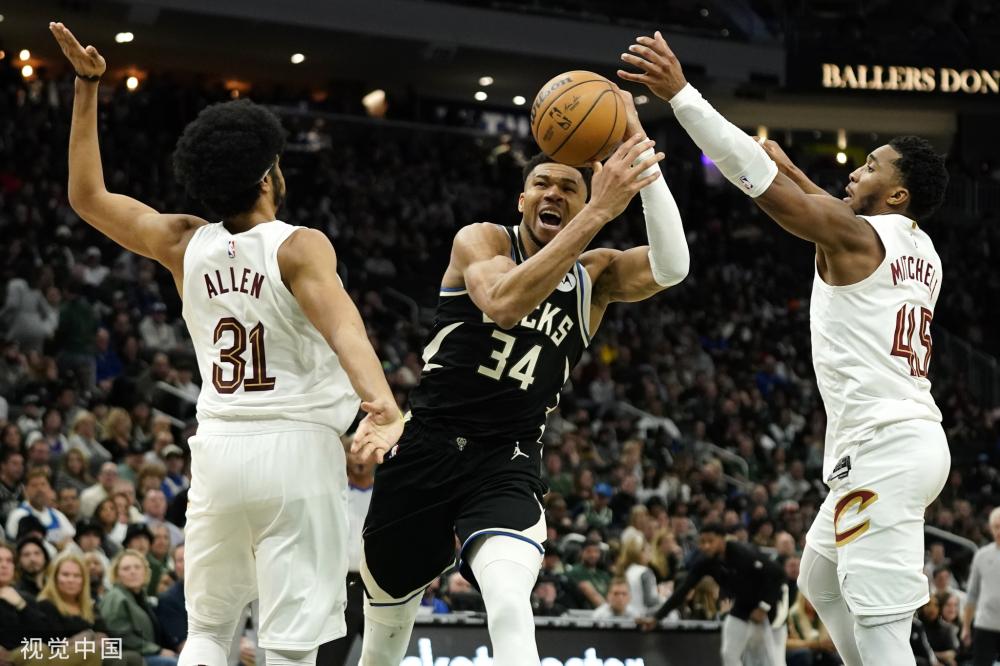 开拓者队记：杨瀚森的篮板卡位像亚当斯和罗宾·洛佩兹一样.