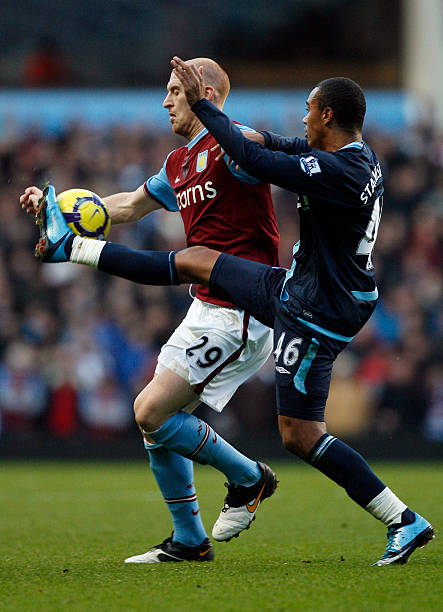 展现出的卓 展现出的卓