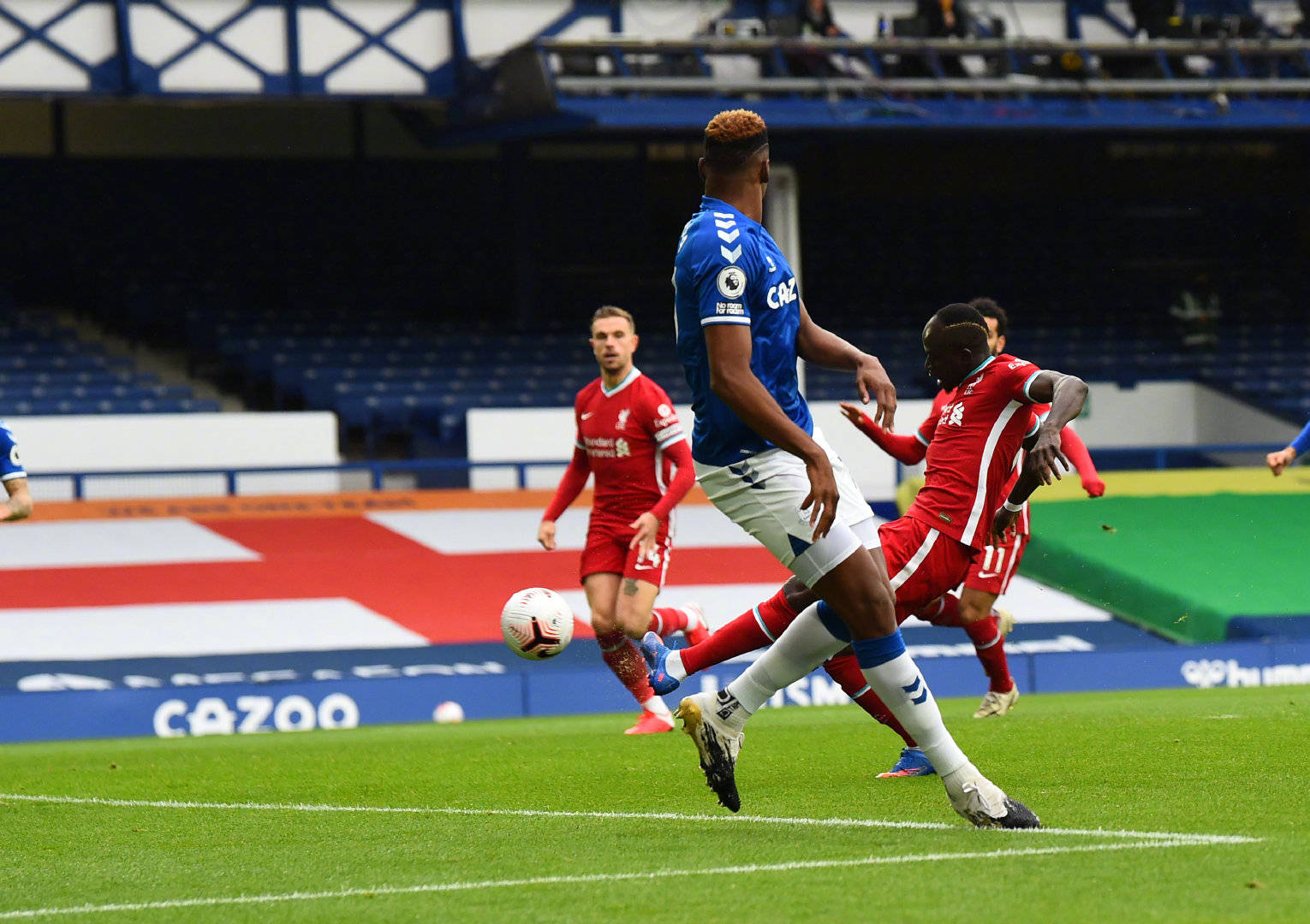 战术对比与 战术对比与