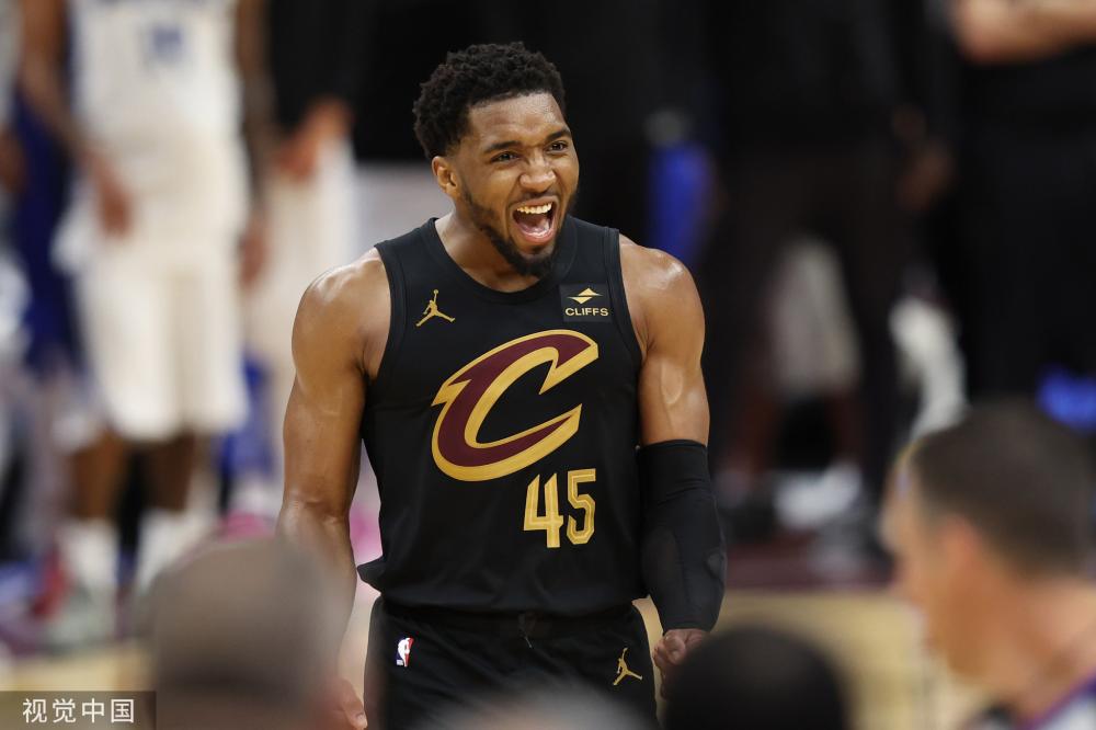 埃贝尔：于帕拒绝续约报价是无稽之谈，希望在年底前完成续约（埃贝尔否认于帕拒绝续约传闻，力争年底前完成续约）